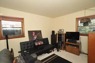 5646 S 30th St, Milwaukee, WI 53221 - Photo 19