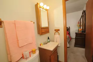 5646 S 30th St, Milwaukee, WI 53221 - Photo 17