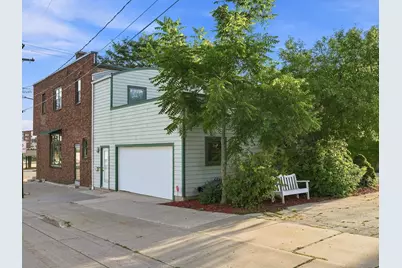 1021  Franklin St, Manitowoc, WI 54220 - Photo 25