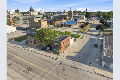 1021  Franklin St, Manitowoc, WI 54220 - Photo 23