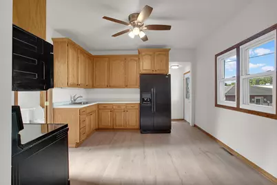 709  St Paul St, Kiel, WI 53042 - Photo 5