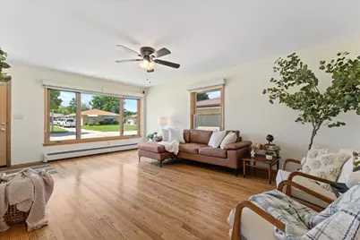 4978 S 24th St, Milwaukee, WI 53221 - Photo 3