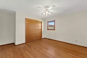 4978 S 24th St, Milwaukee, WI 53221 - Photo 15
