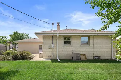 4978 S 24th St, Milwaukee, WI 53221 - Photo 29