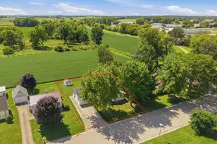 520 Park St, Juneau, WI 53039 - Photo 31