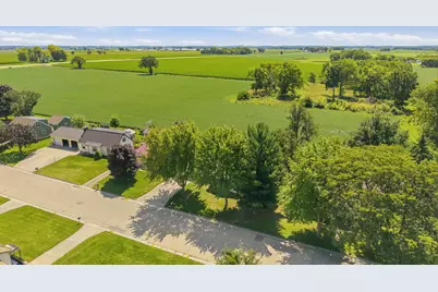 520  Park St, Juneau, WI 53039 - Photo 29