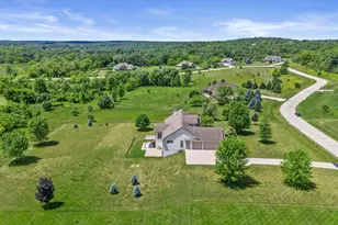 S99W33205 Genevieve Dr, Mukwonago, WI 53149 - Photo 39