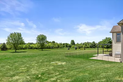 S99W33205  Genevieve Dr, Mukwonago, WI 53149 - Photo 33