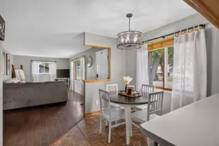 1510 Cliffview Dr, Holmen, WI 54636 - Photo 9