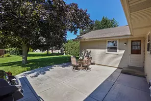 4495 S Church Dr, New Berlin, WI 53151 - Photo 25