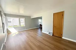 4510 W Tripoli Ave, Milwaukee, WI 53220 - Photo 3