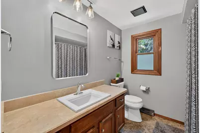 4004  Greenwood Ct, Sheboygan, WI 53081 - Photo 17