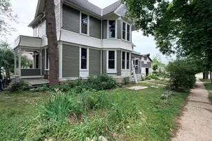 300 W Chestnut St, Burlington, WI 53105 - Photo 27