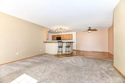 927  Lannon Ter #1606, Racine, WI 53406 - Photo 5