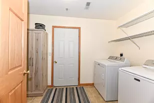 927 Lannon Terrace, Racine, WI 53406 - Photo 17