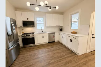 335 N 41st St, Milwaukee, WI 53208 - Photo 7