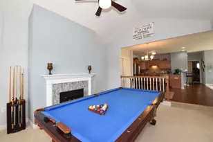 1033 Hastings Ct, Racine, WI 53406 - Photo 13