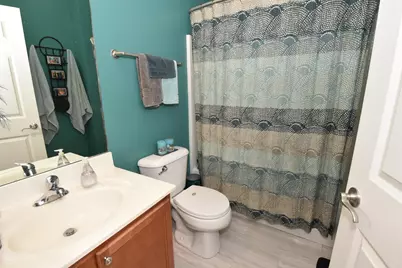 1033  Hastings Ct #202, Racine, WI 53406 - Photo 19