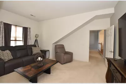 1033  Hastings Ct #202, Racine, WI 53406 - Photo 7