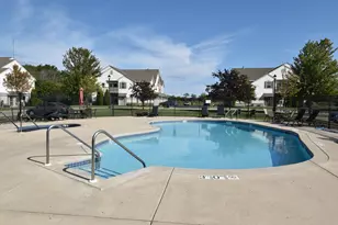 1033 Hastings Ct, Racine, WI 53406 - Photo 27