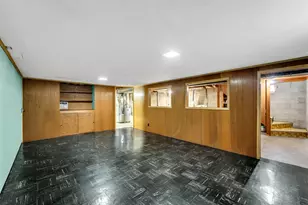 4418 S Kentucky Ave, Milwaukee, WI 53221 - Photo 25