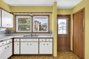 4418 S Kentucky Ave, Milwaukee, WI 53221 - Photo 15