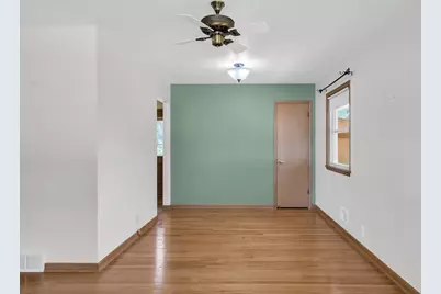 4418 S Kentucky Ave, Milwaukee, WI 53221 - Photo 7