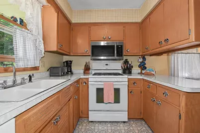 4749 N 90th St, Milwaukee, WI 53225 - Photo 19