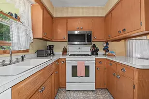 4749 N 90th St, Milwaukee, WI 53225 - Photo 19