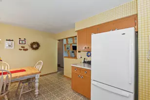 4749 N 90th St, Milwaukee, WI 53225 - Photo 17