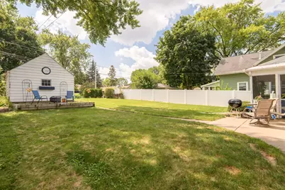 129 W Laflin Ave, Waukesha, WI 53186 - Photo 45