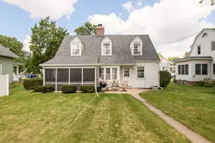 129 W Laflin Ave, Waukesha, WI 53186 - Photo 41