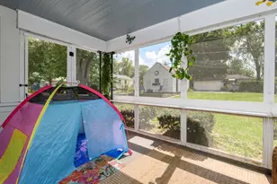 129 W Laflin Ave, Waukesha, WI 53186 - Photo 13