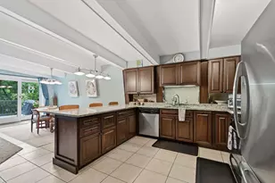 W5159 Bay Shore Dr, La Grange, WI 53121 - Photo 9