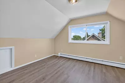 7101 W Allerton Ave, Greenfield, WI 53220 - Photo 23