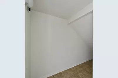 N16W26559  Meadowgrass Cir #E, Pewaukee, WI 53072 - Photo 19