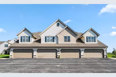 981  Hastings Ct #202, Sturtevant, WI 53406 - Photo 3