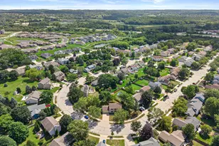 1927 Cliff-Alex Ct, Waukesha, WI 53189 - Photo 47