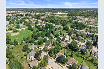 1927  Cliff-Alex Ct, Waukesha, WI 53189 - Photo 35
