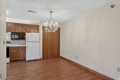 17410 W Lincoln Ave, New Berlin, WI 53146 - Photo 13