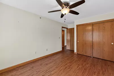 17410 W Lincoln Ave, New Berlin, WI 53146 - Photo 23