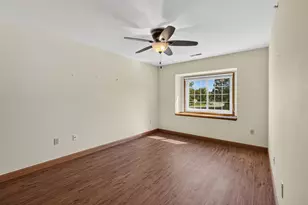 17410 W Lincoln Ave, New Berlin, WI 53146 - Photo 21