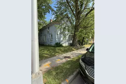 1303  4th St, La Crosse, WI 54601 - Photo 3