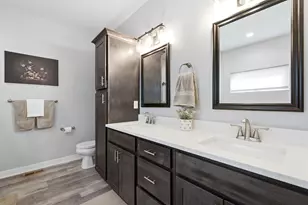 10027 Camelot Dr, Racine, WI 53406 - Photo 29
