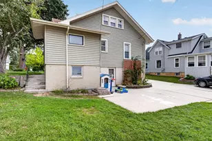 612 Pine St, Sheboygan Falls, WI 53085 - Photo 19