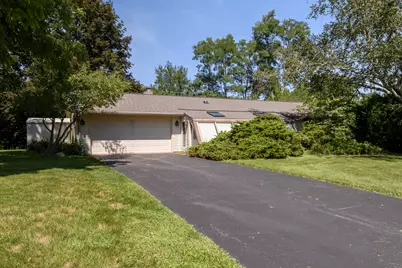 S87W27350  Ridgeway Ct, Vernon, WI 53149 - Photo 1