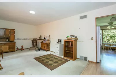 S87W27350  Ridgeway Ct, Vernon, WI 53149 - Photo 13