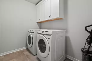 N67W25383 Breckenridge Ct, Sussex, WI 53089 - Photo 27