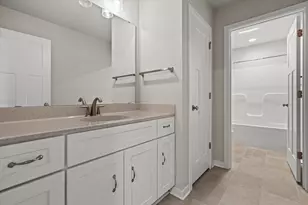 N67W25383 Breckenridge Ct, Sussex, WI 53089 - Photo 25