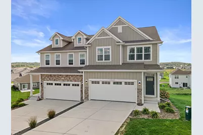 N67W25383  Breckenridge Ct, Sussex, WI 53089 - Photo 1